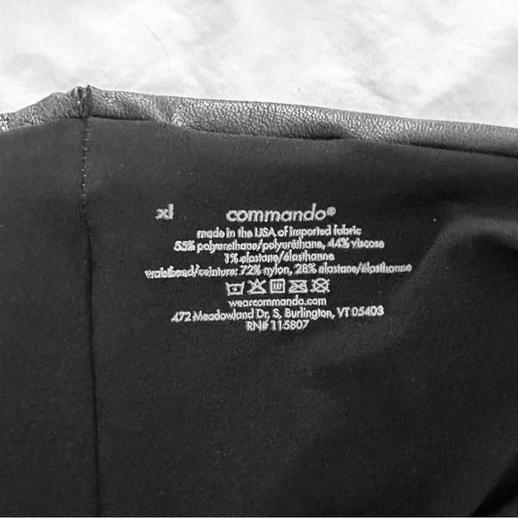 Commando szL Black Faux Leather Leggings SAKS Retail $128 - Picture 8 of 9